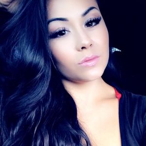 Meet your Posher, Brittney